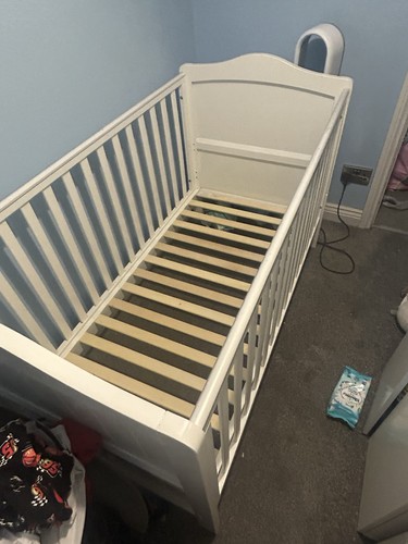 Toddler bed frame mattress - bed, not